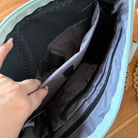 Stylish Gray Women's tote laptop traveling Backpack - Picture 5 of 10